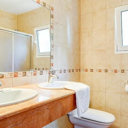 Villa Cala Galdana Sleeps 10 Pool Air Con Wifi *