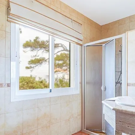 Cala Galdana Sleeps 10 Pool Air Con Wifi 卡拉加尔达纳